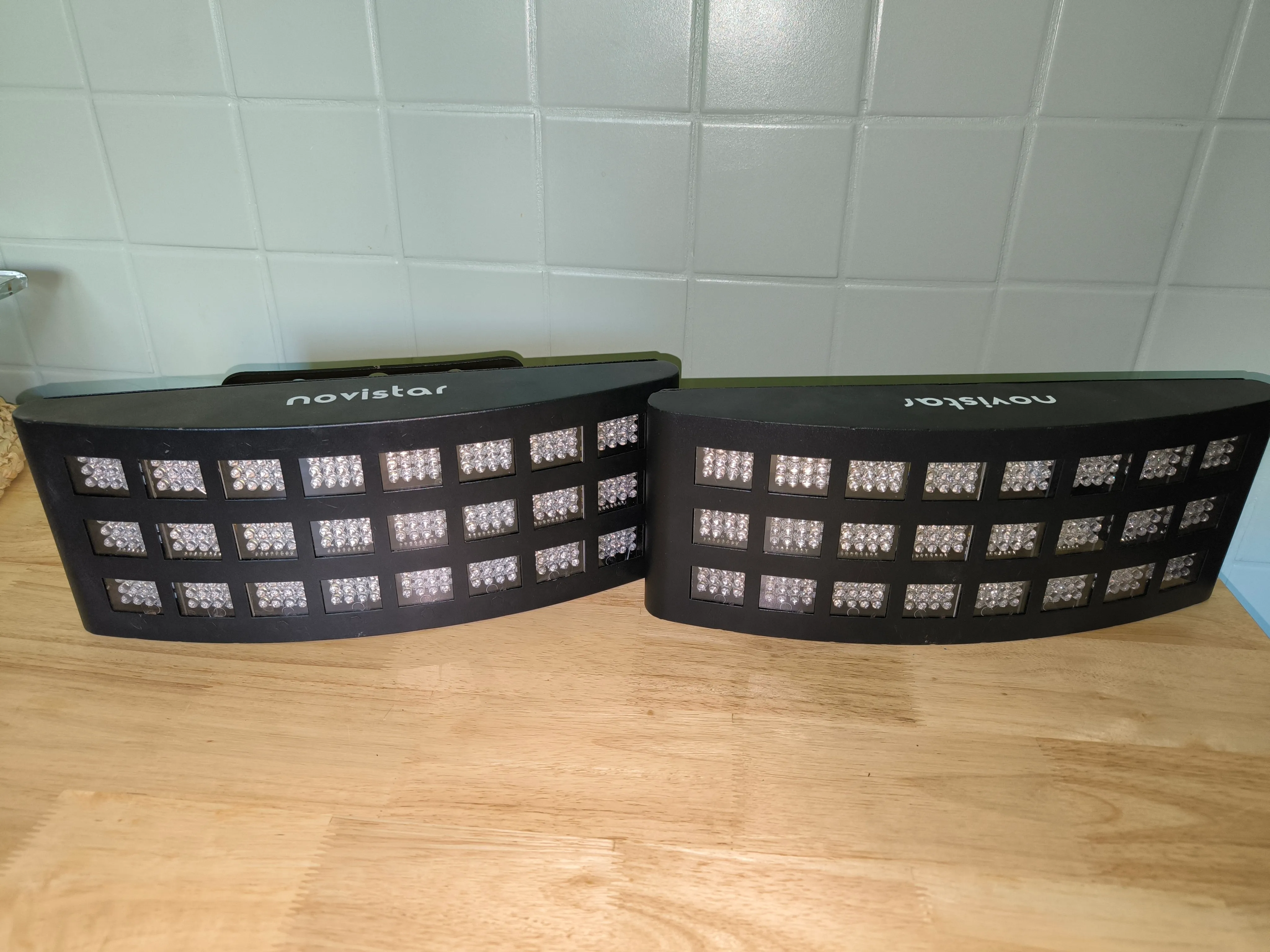 NOVISTAR WASH LED RVBB - aperçu vidéo